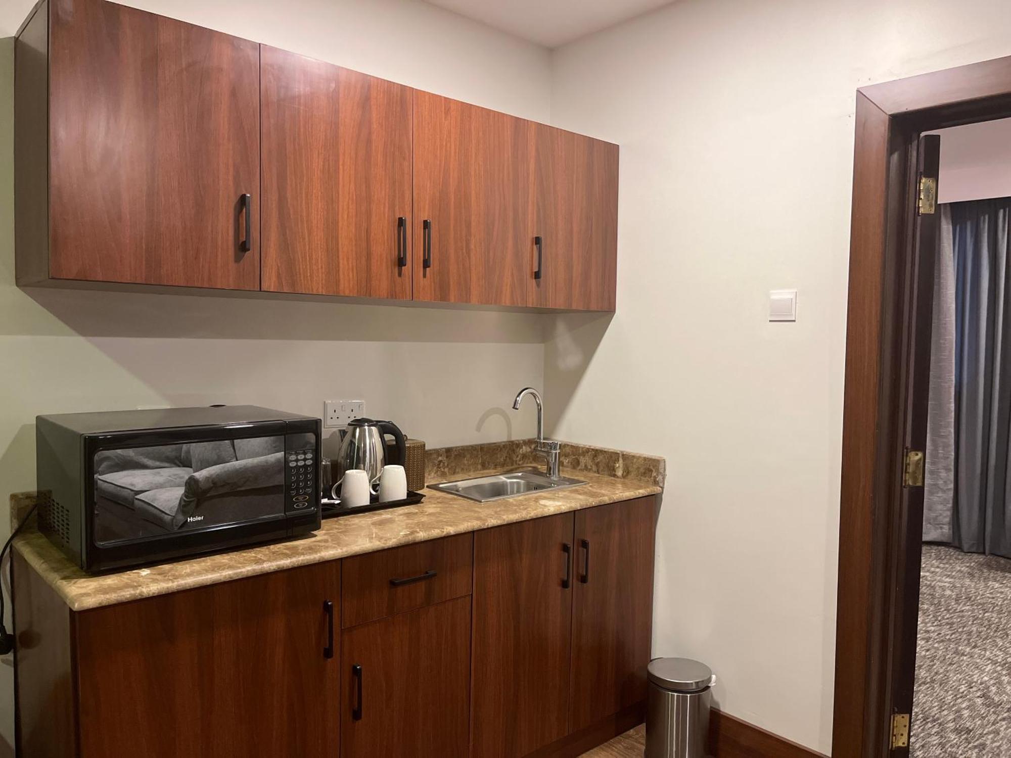 Lily Hotel Suite Mubarraz Al-Hofuf Kültér fotó