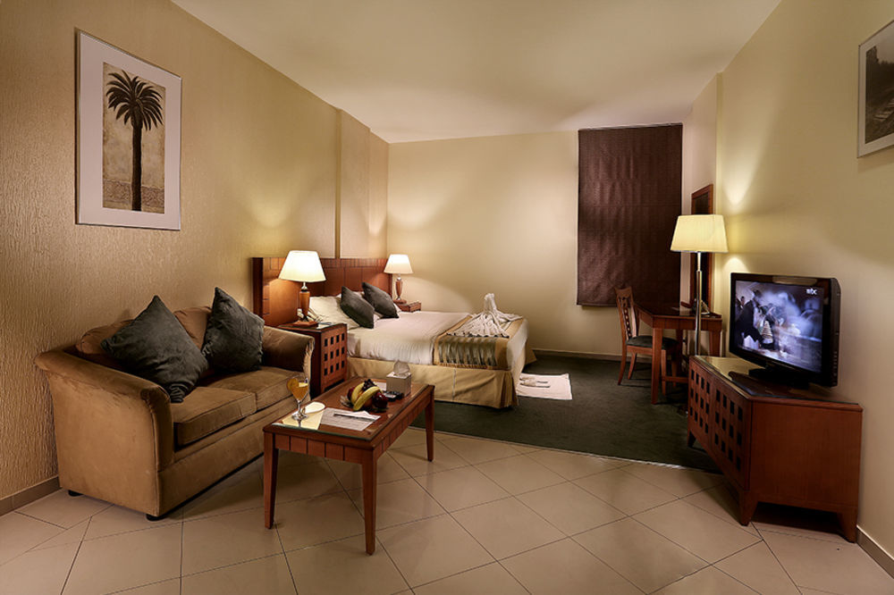 Lily Hotel Suite Mubarraz Al-Hofuf Kültér fotó