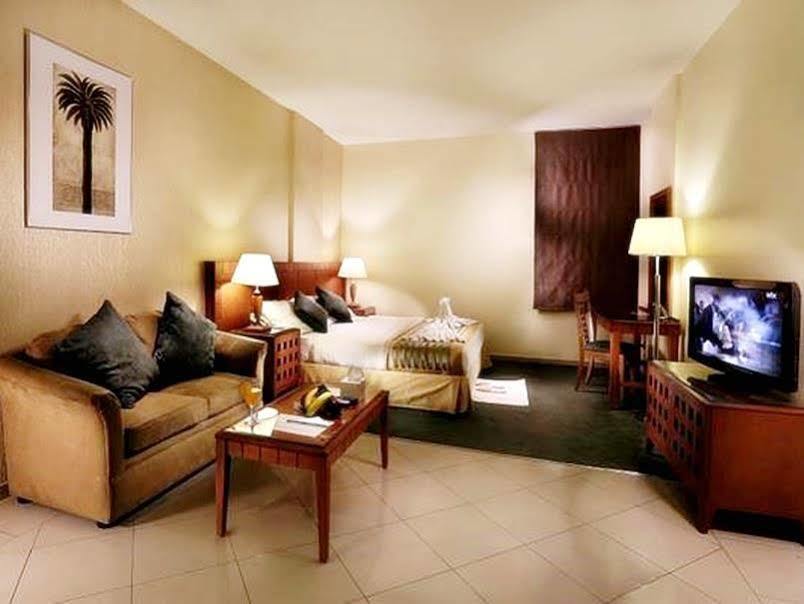 Lily Hotel Suite Mubarraz Al-Hofuf Kültér fotó