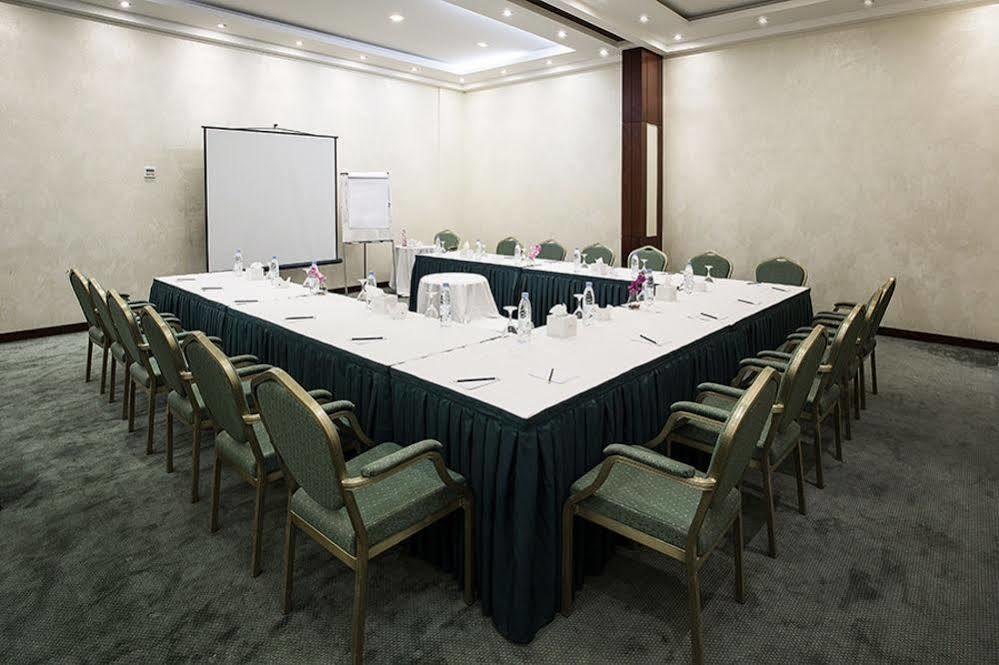 Lily Hotel Suite Mubarraz Al-Hofuf Kültér fotó